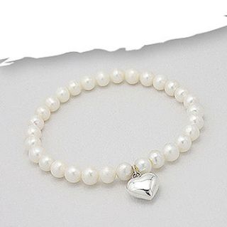 sterling silver stretchy heart pearl bracelet by lovethelinks