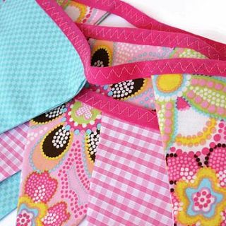 cotton bunting by hollie lollie