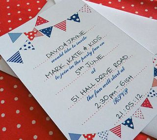 pack of 10 bunting party invitations by little cherub design