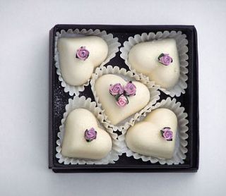 five little heart melts in a gift box by kemp aromatherapy treatments