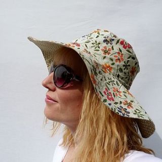 wide brim sun hat by moaning minnie