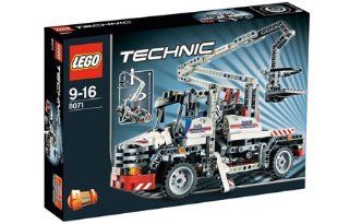 LEGO Technic Bucket Truck 8071 Toys & Games