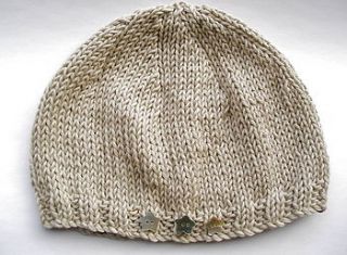 baby hat with ribbed edge by daisy dumpling