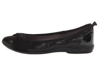 DKNY Sophie Flat