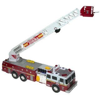Tonka Mighty Motorized Fire Engine Toys & Games