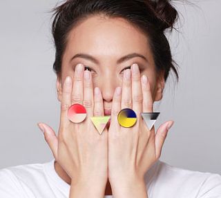spin triangle ring, eight colours available by inca starzinsky