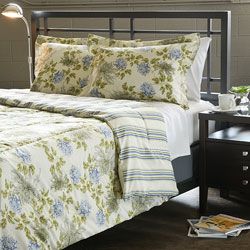 Divatex Home Fashions Water Flower Ivory 2 piece Twin size Duvet Cover Set Ivory/Blue Size Twin
