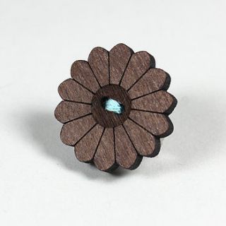 mini ruthie brooch by sewsew