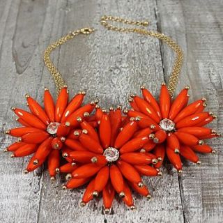 flower cluster necklace by my posh shop