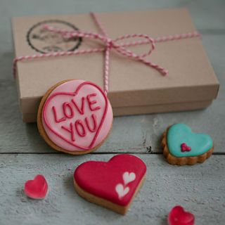 love you mini biscuit gift box by honeywell bakes