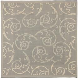 Courtyard Poolside Gray/ Natural Indoor/ Outdoor Area Rug (710 Square)
