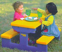 Todays Kids Toddler Picnic Table —