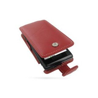 OrionGadgets Leather Flip Type Case with Belt Clip for Motorola Droid (Red) Cell Phones & Accessories