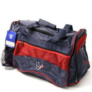 Reebok Large "On Field" Gym/Duffle Bag   Houston Texans (24"w x 14"d x 14"h)   Includes Padded Shoulder Strap  Clothing
