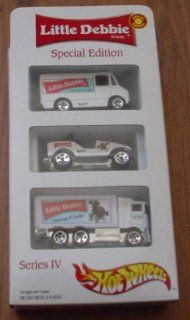 Hot Wheels Little Debbie Snacks Special Edition 3 Pack Jeep HiWay Hauler Toys & Games