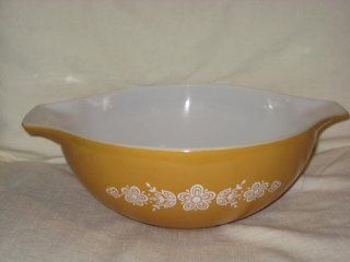 Vintage Pyrex Butterfly Gold 4 Qt Cinderella Mixing Bowl 404  