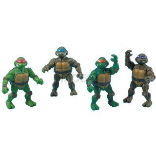 4 Teenage Mutant Ninja Turtles Miniature Figures (Raphael, Michelangelo, Donatello, Leonardo) Toys & Games
