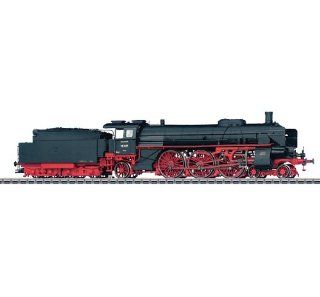 Marklin German State Railroad Company Express HO scale Locomotive with a Tender Toys & Games