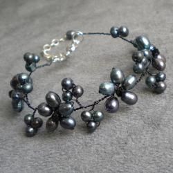 Copper Wire Black Pearl and Crystal Floral Bracelet (Thailand) Bracelets
