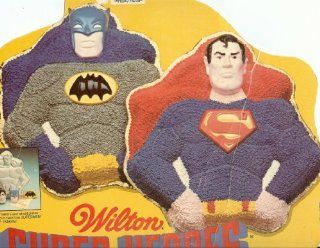 Wilton Super Heroes Batman / Superman Cake Pan (502 1212, 1977) DC Comics Novelty Cake Pans Kitchen & Dining