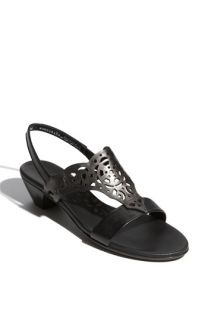 Munro 'Tahiti' Sandal