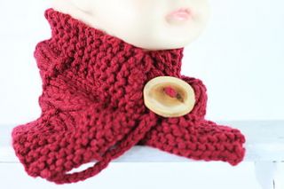 baby hand knit cowl by elloviehandmade