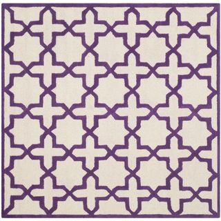 Safavieh Handmade Moroccan Cambridge Ivory/ Purple Wool Rug (6 Square)