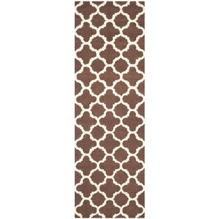Safavieh Handmade Cambridge Moroccan Dark Brown Geometric patterned Wool Rug (26 X 8)