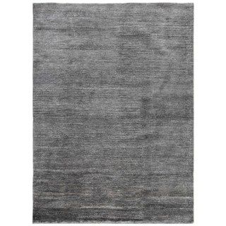 Hand knotted Grey/ Black Solid Pattern Wool/ Silk Casual Rug (5 X 8)