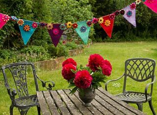 fabulous felt bunting by zigzag bunting