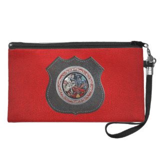 [600] Celtic Treasures   Three Dogs on Silver Wristlet Clutches