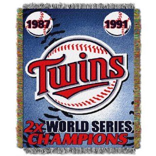 Minnesota Twins World Series Commemorative Blanket  Sports Fan Throw Blankets  Sports & Outdoors