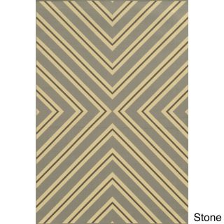 Indoor/ Outdoor Geometric Polypropylene Rug (53 X 76)