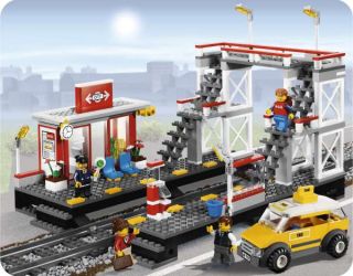 LEGO City Train Station (7937)      Toys