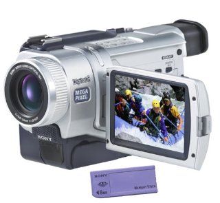 Sony DCRTRV840 Digital8 Camcorder w/ 3.5" LCD, USB Streaming, Memory Stick, and Mega Pixel Video/ Still  Camera & Photo