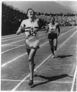 Photo Miracle Milers, runners finish under 4 minutes, Roger Bannister, John Landy, 1954   Prints