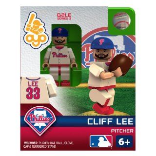 Cliff Lee 2013 Generation 2 Oyo Mini Figure Philadelphia Phillies  Toy Figures  Sports & Outdoors