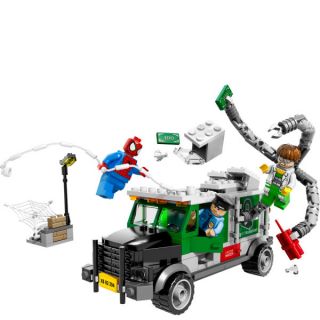 LEGO Super Heroes Doc Ock Truck Heist (76015)      Toys