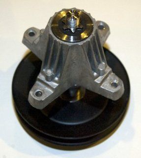 MTD Part 918 04822A 618 04822A Spindle Assembly w/Pulley  Patio, Lawn & Garden
