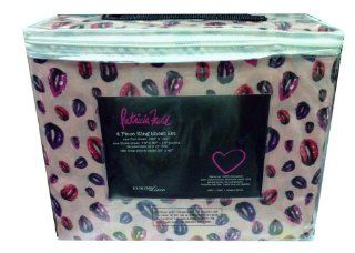 Patricia Fields Lips on Pink 4 Piece King Sheet Set   Pillowcase And Sheet Sets