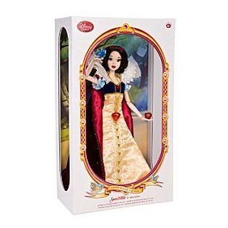 Disney Limited Edition Deluxe Snow White Doll   17'' Toys & Games