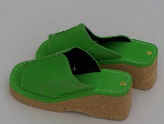 Womens LIME GREEN Sandals w/Wedge Platform Wood Like Heel/Sole, Size 9  Other Products  