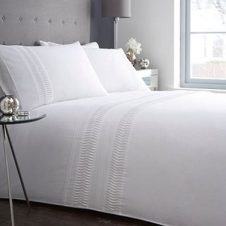 White Penny pleated bedding set