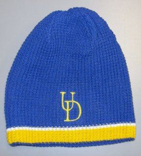 University of Delaware Blue Hens Reversible Reebok Heisman Knit Hat   Osfa   KZ203  Sports Fan Beanies  Sports & Outdoors