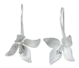 Sterling silver flower earrings, 'Snow Blossom'   Thai Sterling Silver Drop Earrings Jewelry