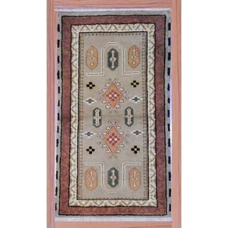 Indo Hand knotted Kazak Ivory/ Beige Wool Rug (2'2 x 4') Accent Rugs