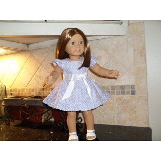 Doll Fashion Studio Sew 20 Seasonal Outfits for Your 18 Inch Doll Joan Hinds 9781440230912 Books