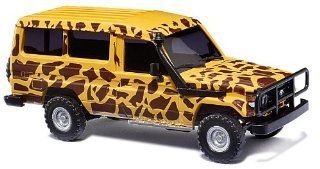 Busch 43508   Toyota Land Cruiser HZJ78 Safari Spielzeug