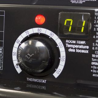 Dyna Glo Delux 135,000 BTU Kerosene Forced Air Heater with Comfort