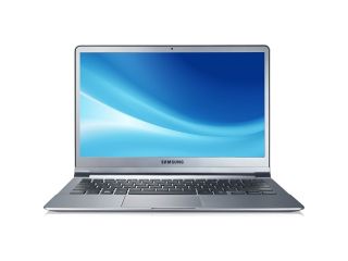 Samsung NP900X3D 13.3" LED Ultrabook   Intel Core i5 i5 3317U 1.70 GHz   Silver